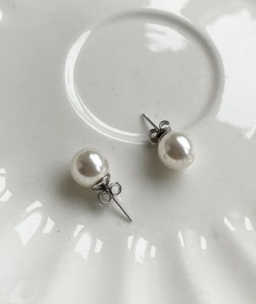 Swan Pearl Earrings